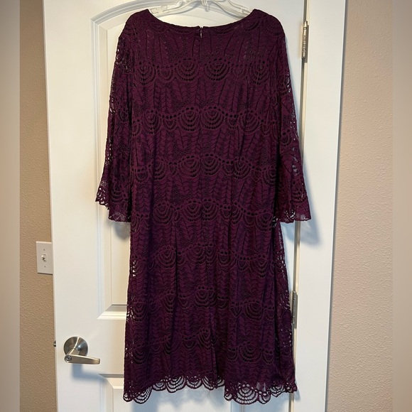 Gorgeous Sharagano Dress - Picture 7 of 7